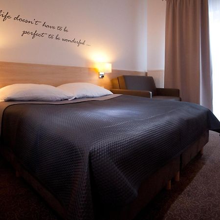 Bed and Breakfast Borgata Ustronie Morskie Habitación foto