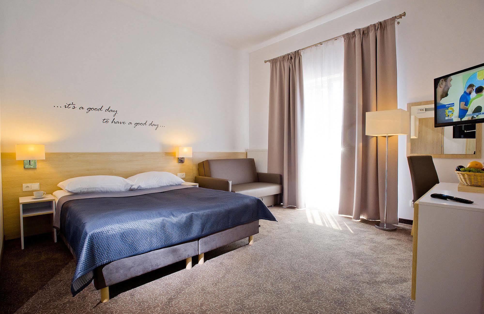 Bed and Breakfast Borgata Ustronie Morskie Exterior foto